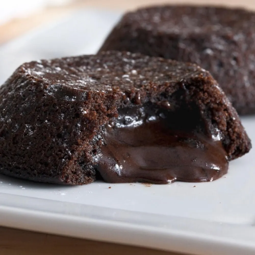 Chocolate Lava Crunch Cakes